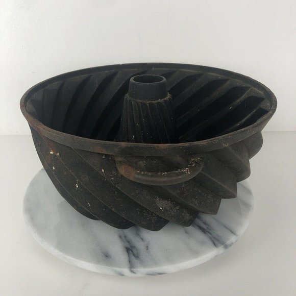 Unbranded Other - German Primitive Antique Unmarked Cast Iron Pan